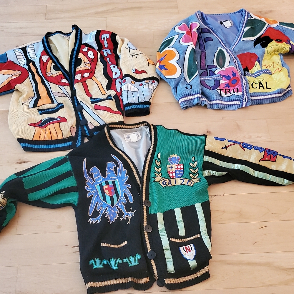 No jeans cardigan. (Ea) flash.